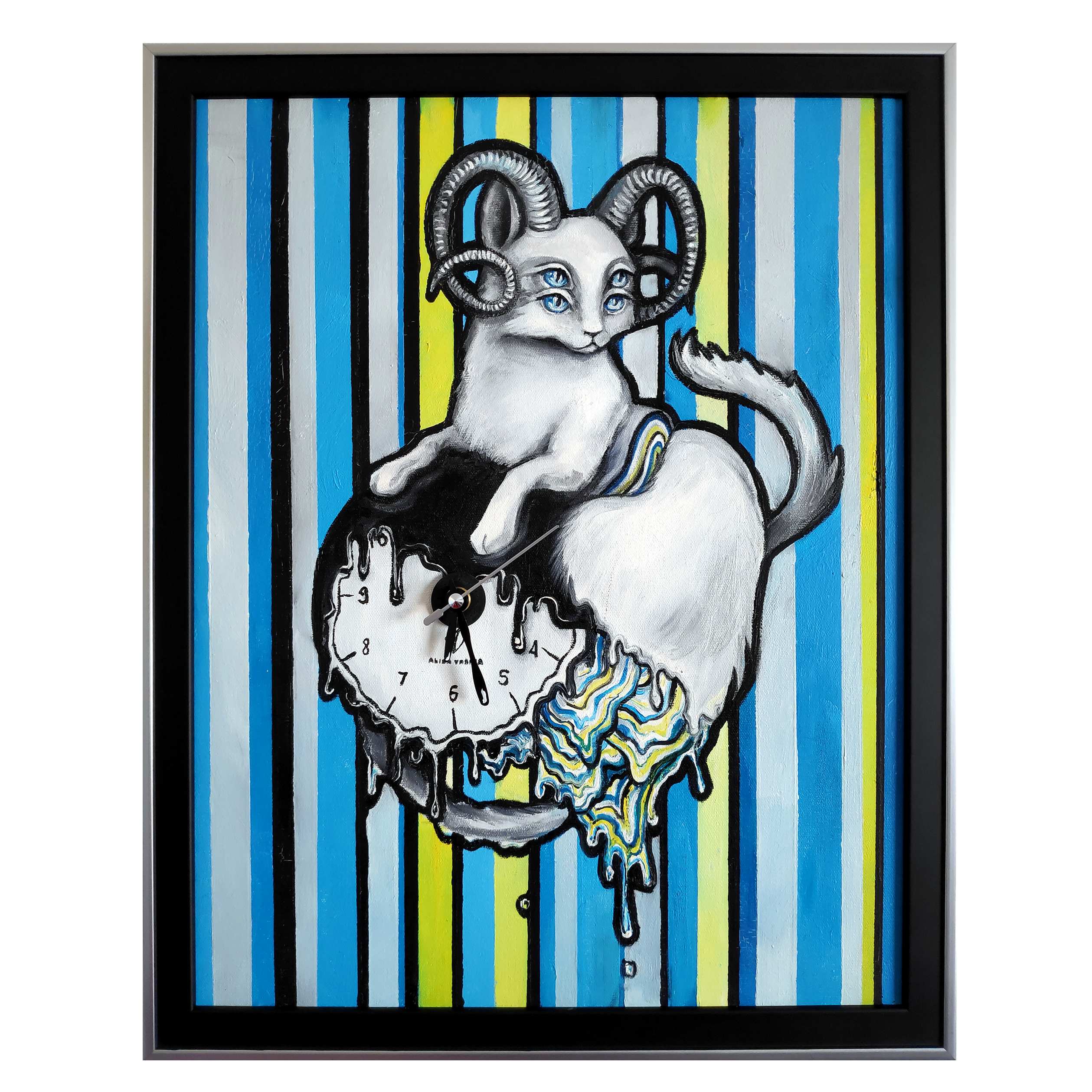 Õlimaal Sarvedega kass