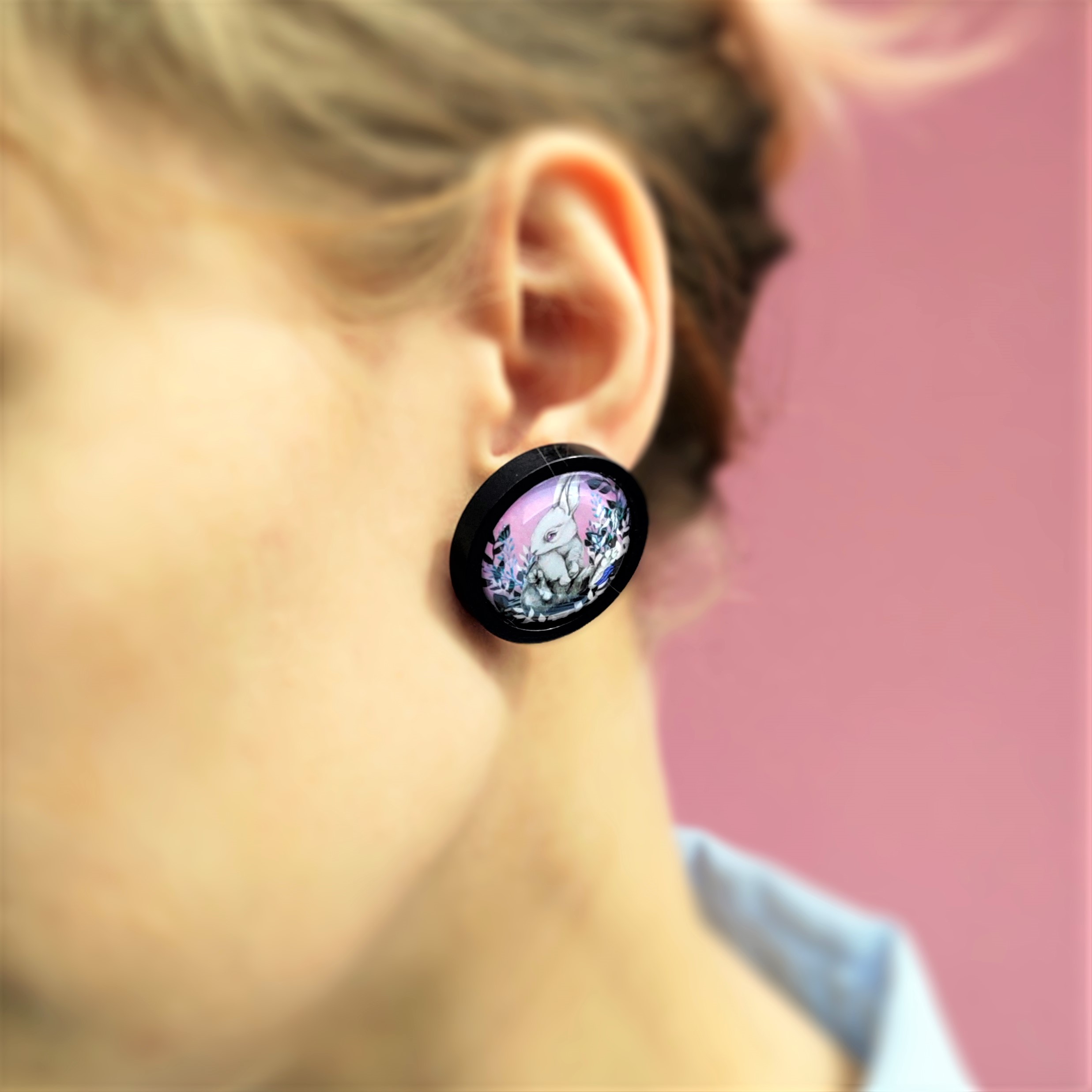 Kõrvarõngad "Jänes" kõrvas