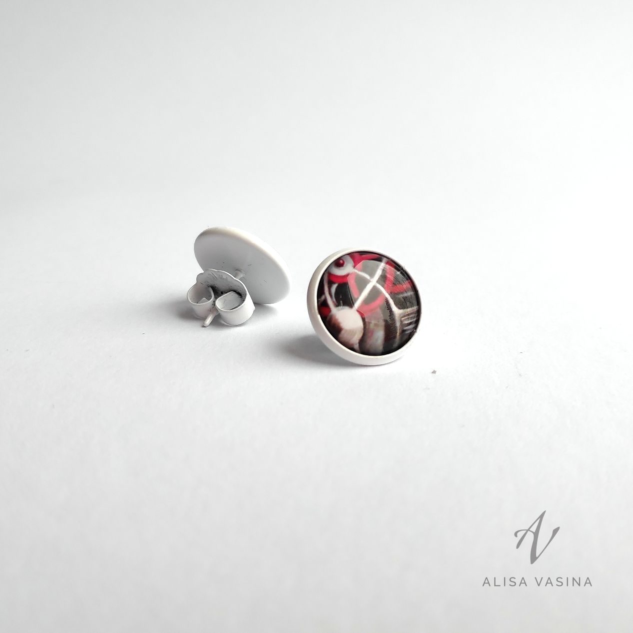 janesekapp_korvakad_valgel