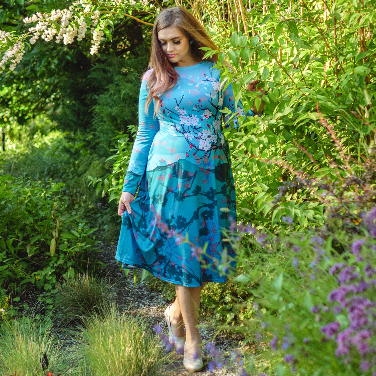 Taskutega midikleit draakon Eesti disain Kantav kunst Alisa Vasina