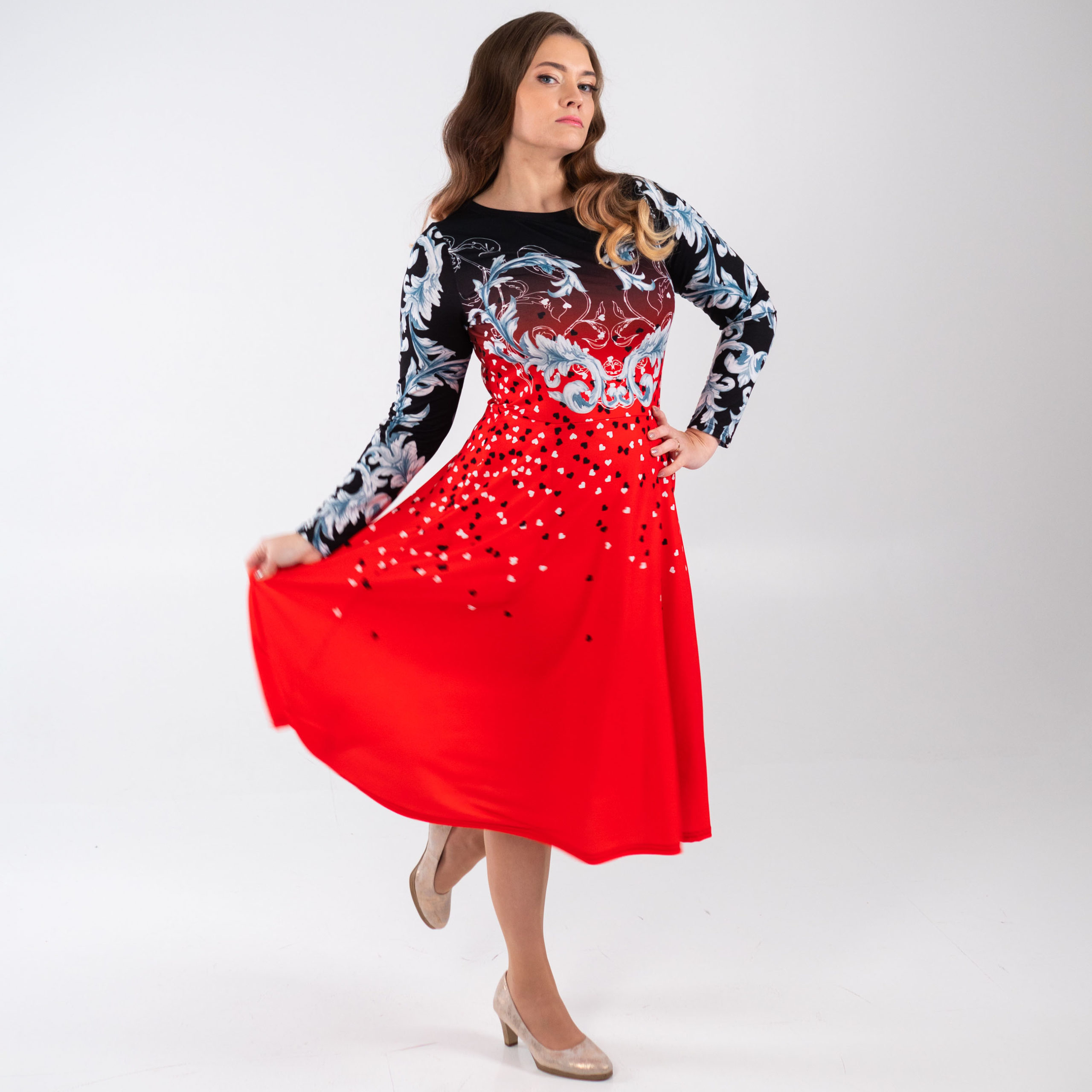 Taskutega midikleit kirglik sõbrapäeva kleit Eesti disain Kantav kunst Alisa Vasina