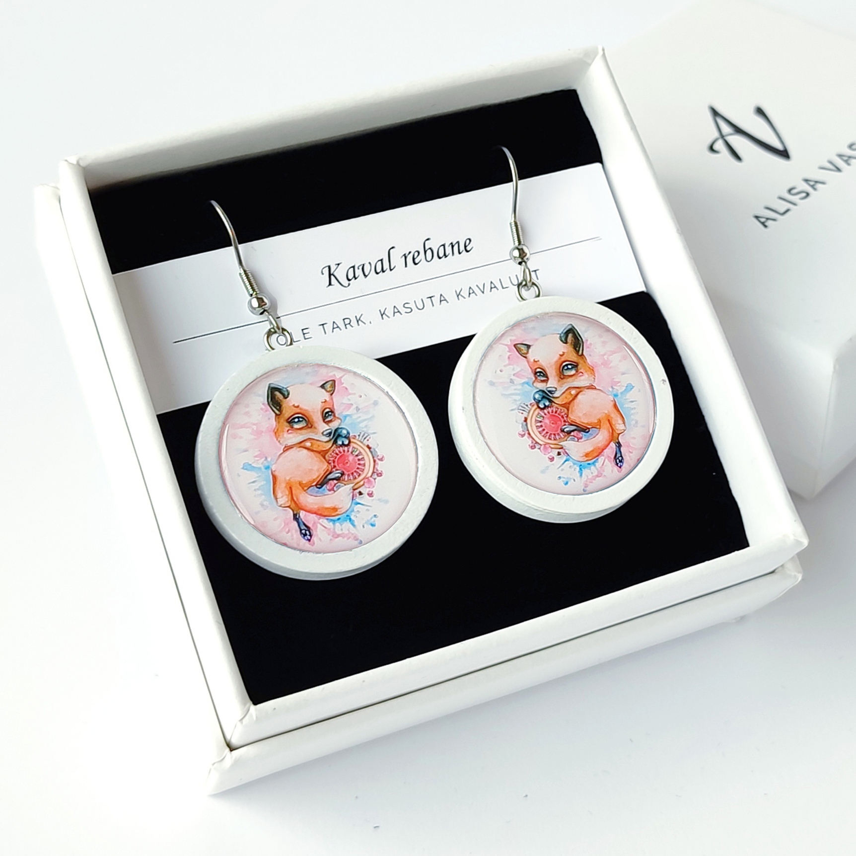 Rippuvad korvarongad Kaval rebane