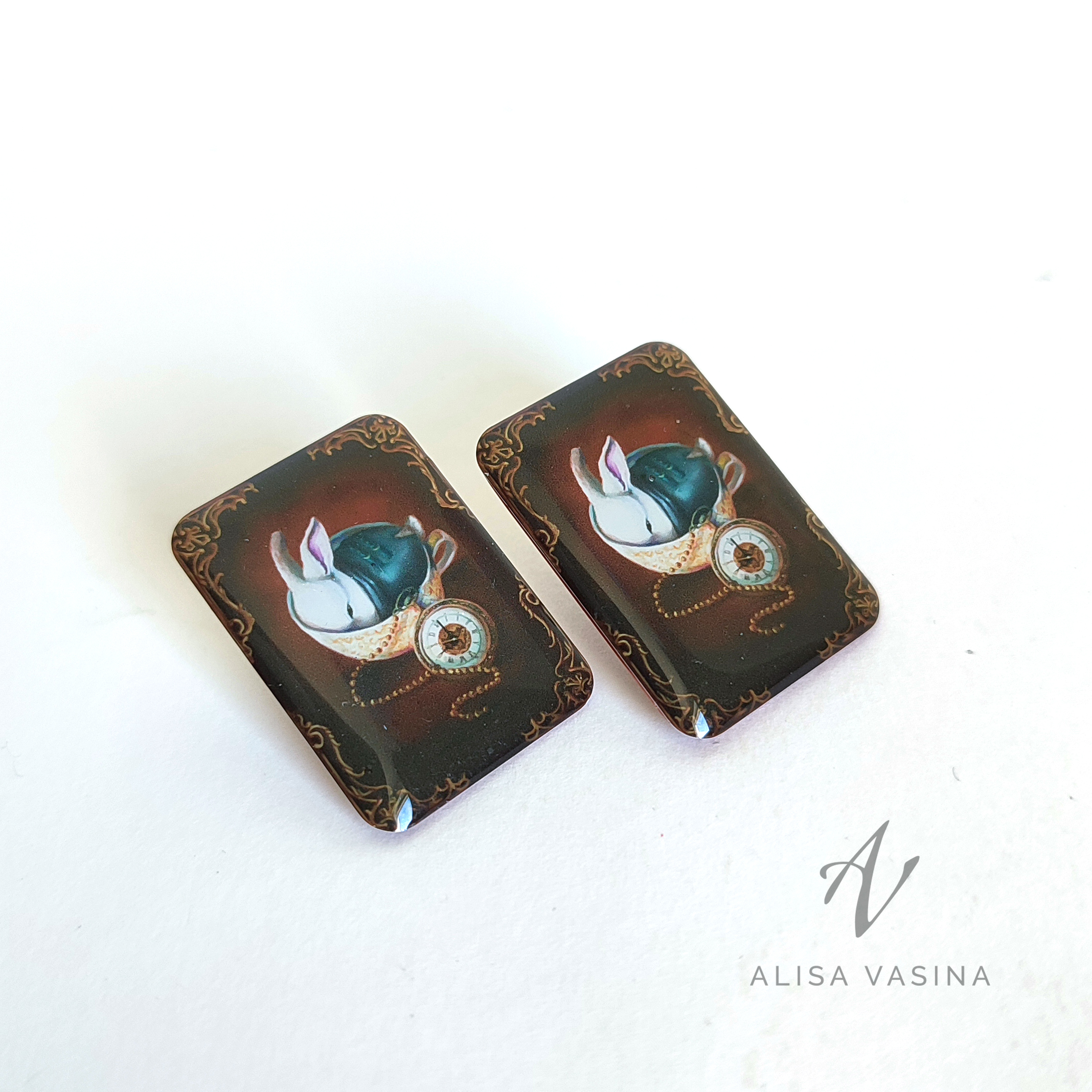 UJ_korvakad_hobe_eest