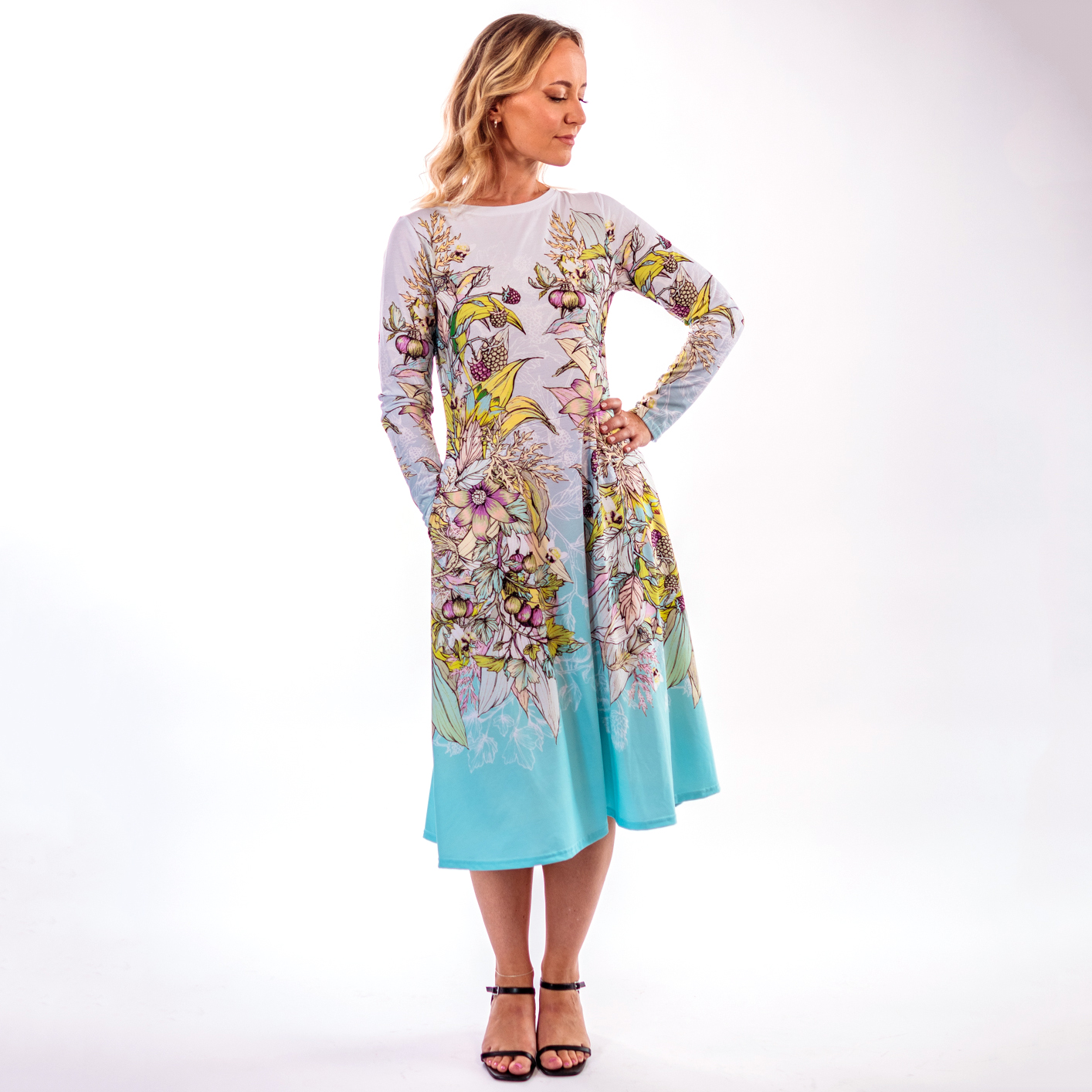 Taskutega midikleit karukell Eesti disain Kantav kunst Alisa Vasina