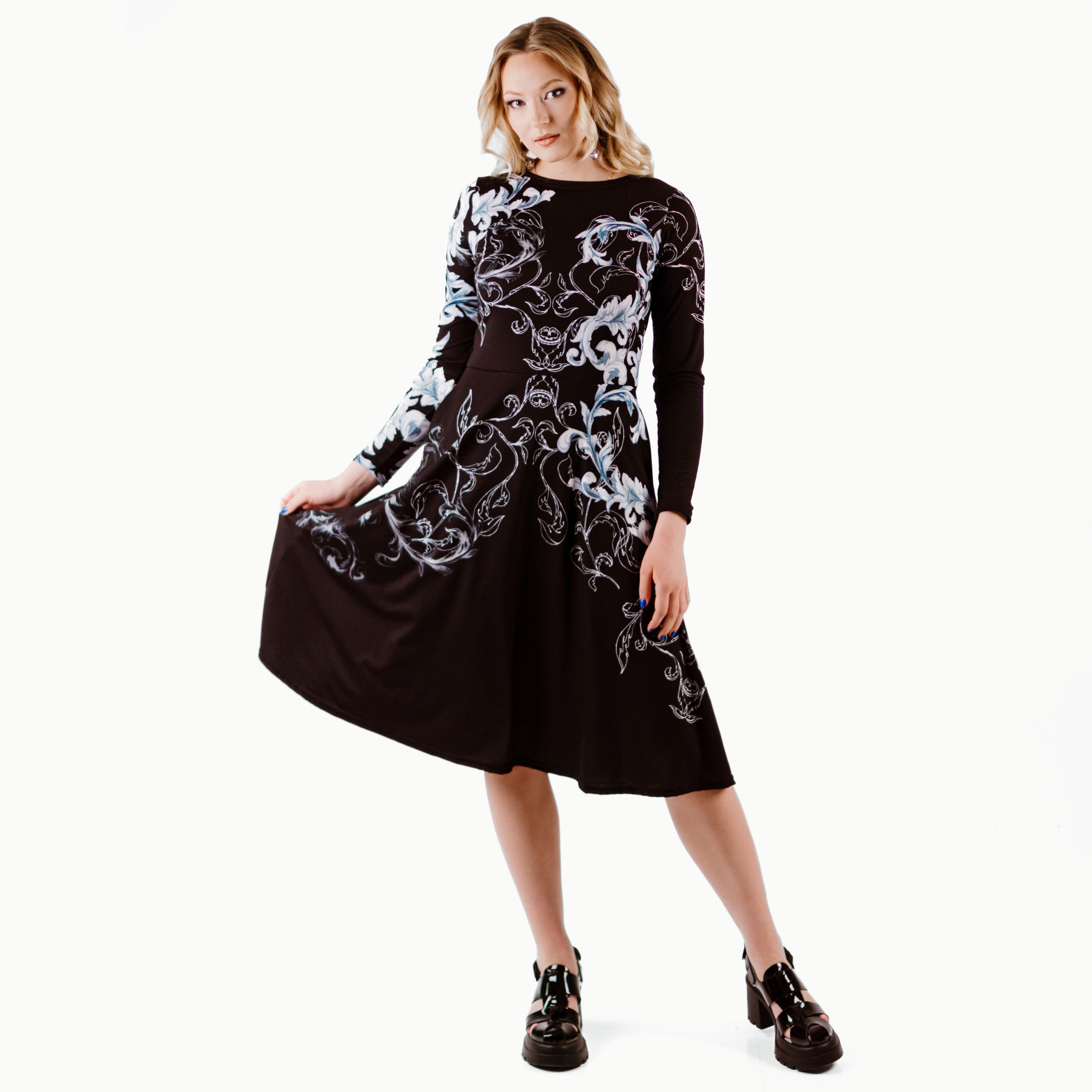 Taskutega midikleit akantus Eesti Disain Kleit Alisa Vasina